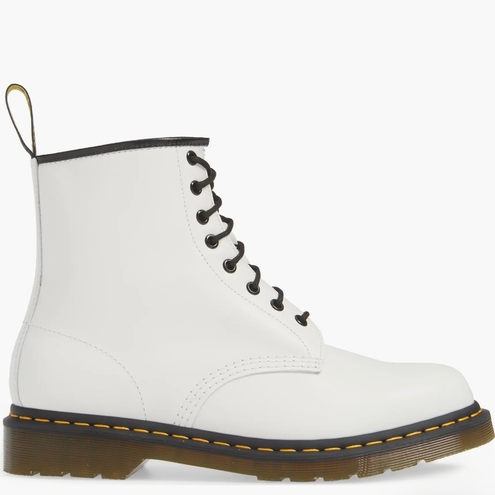 Dr. Martens White Leather Lace-Up Boots. Men 7/Women 8